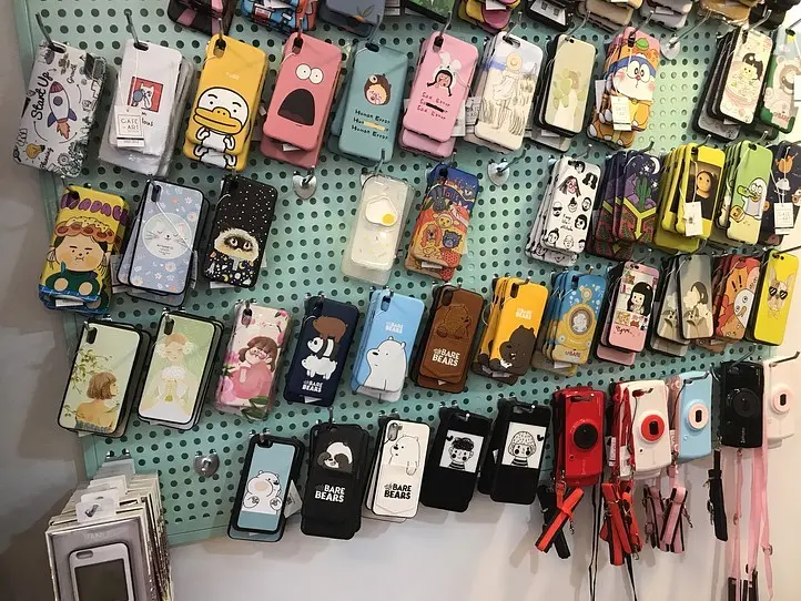 ベトナムのリノベーションアパートで、おしゃれな雑貨屋巡りを楽しむ