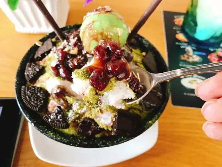 ふわふわかき氷のお店「スノーカフェ 雪見亭」