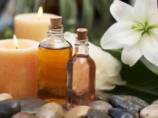 バラ香る上品なジャグジーで女磨きを