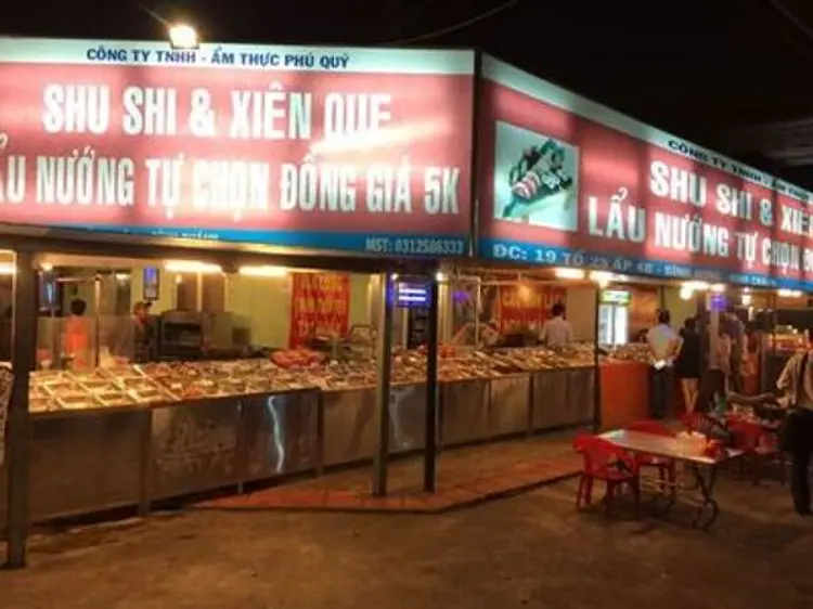 ホーチミンの串焼きと鍋、焼肉店