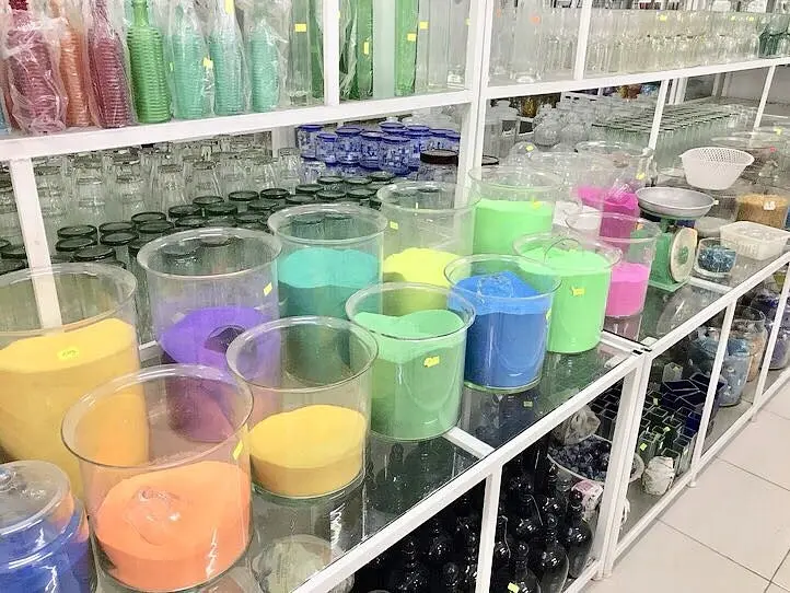 ホーチミンのガラス専門店で掘り出し物を探そう！日々の生活に美しさを見出す〜Govap Glass