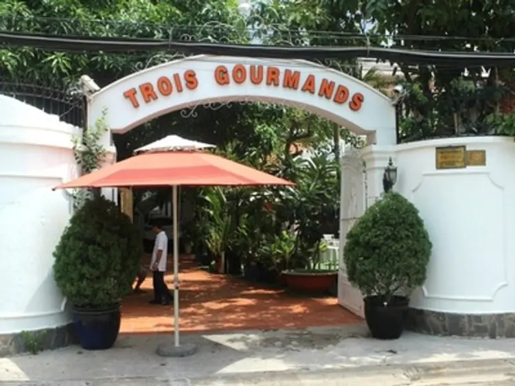 トロアグルマン