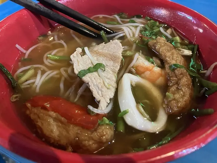 　進化するベトナム麺！変わり種ブン、フーティウのお店
