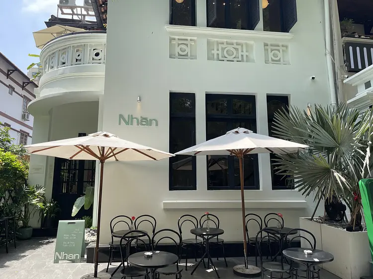 テラス席でゆっくりくつろげる！~ニャン ・イータリー ・コーヒー＆フード