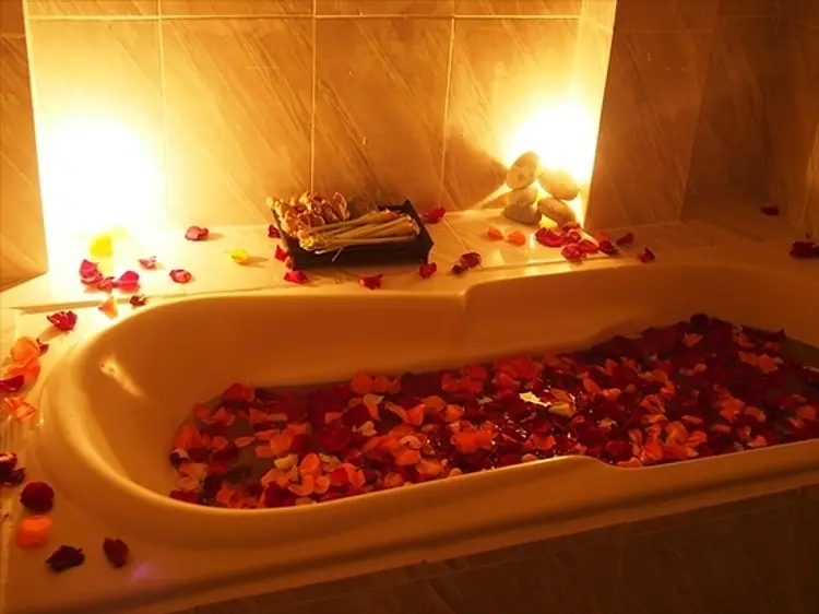 フローウィングサロン＆スパ