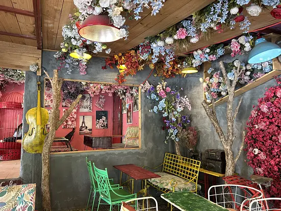 ボンジュール・カフェ・ジ・アート 