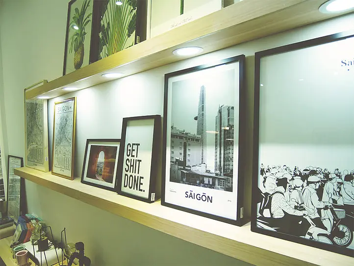 古いアパートの中には、こんなお店が！ 【雑貨店】