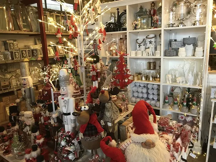 南国ホーチミンで揃える、可愛いクリスマスツリーとアイテム