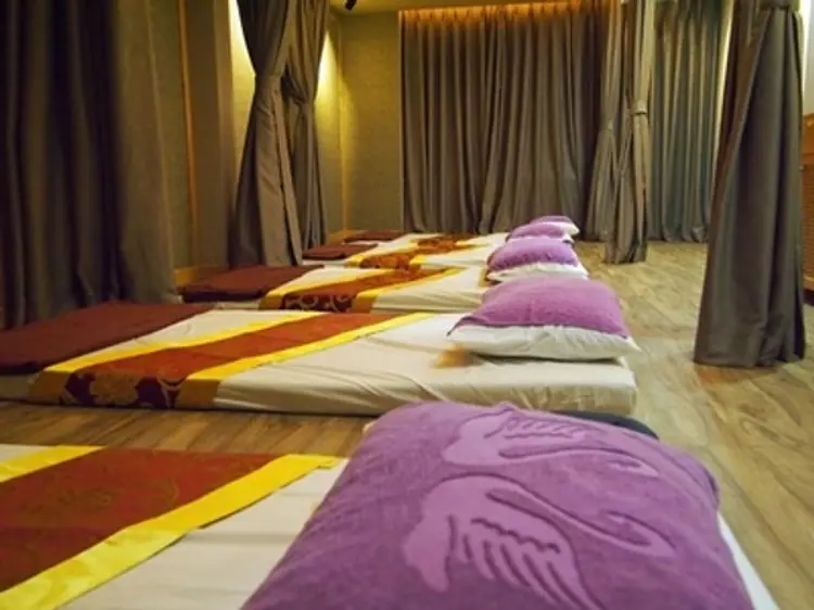 サワデカ・スパ