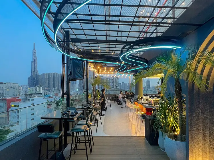 トアン・ルーフトップ