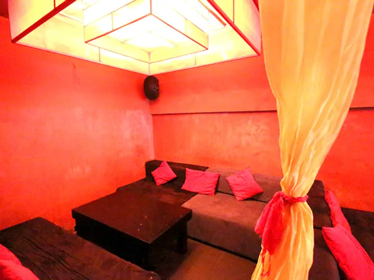 アブーラウンジ