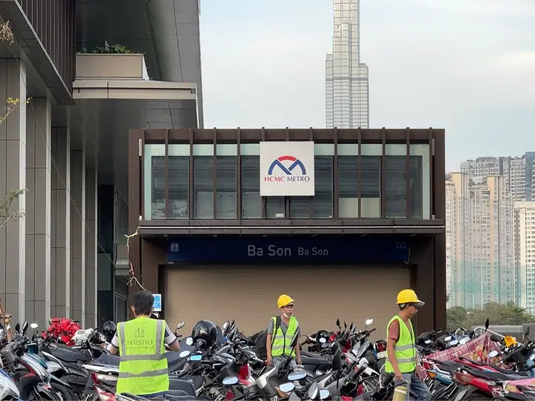 バーソン駅／ホーチミンメトロ