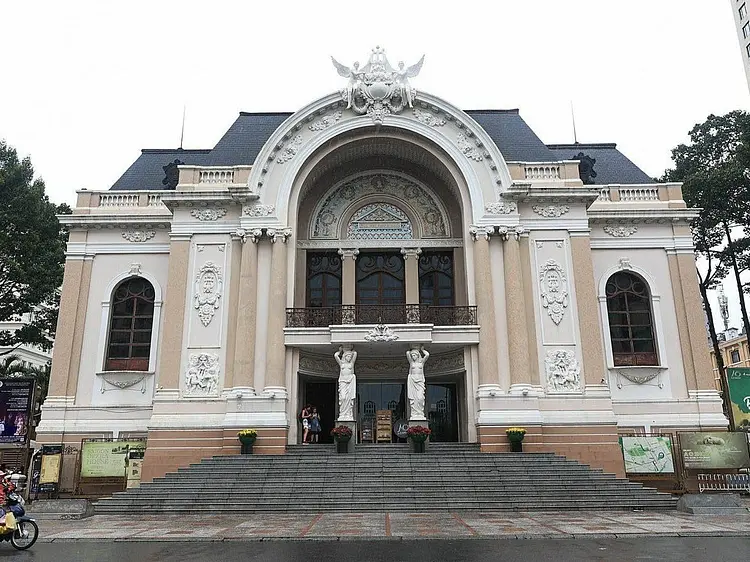 ラントルコート - ソーシャルミーティング