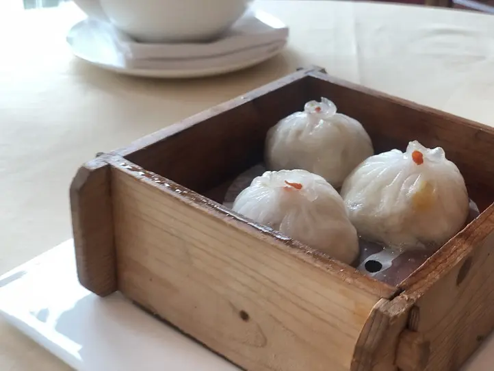 6つ星ホテル：ザ・レヴェリー・サイゴンで飲茶ランチ〜The Royal Pavilion