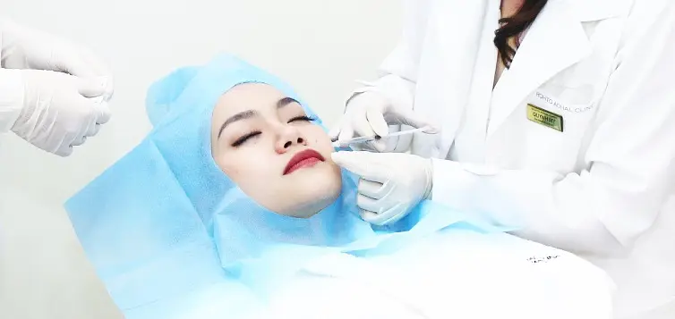 ROHTO AOHAL CLINICが提供する肌再生のPRFメソセラピー。年齢にとらわれないお肌へ