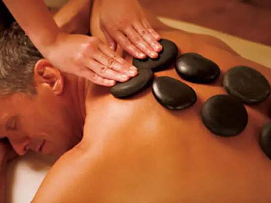 プールヴー・ザ・ピラティスセンターヨガ＆スパ