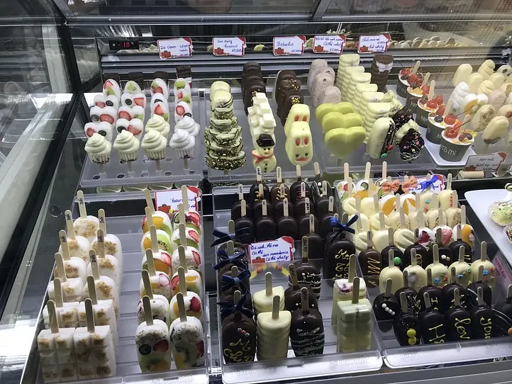 日本で人気の「火鍋」をベトナム価格でリーズナブルに体験〜Hutong Hot Pot Paradise