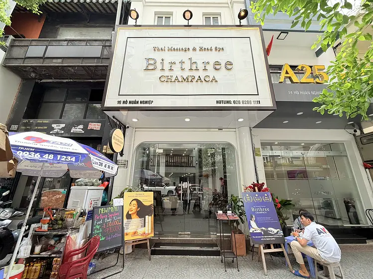 Birthree Champaca Massage & Head Spa（バースリー チャンパカ マッサージ ＆ ヘッドスパ）