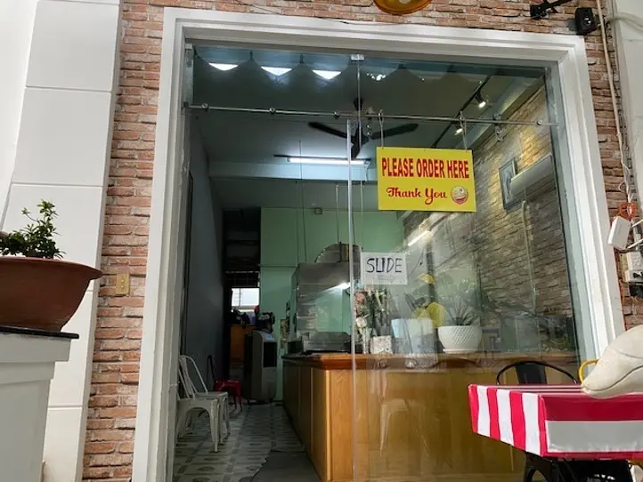 ［2区］手軽にリーズナブルにメキシカン料理 「Simple Place(シンプルプレイス)」