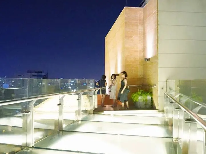 ホーチミンの5ツ星ホテル「Hotel Des Arts Saigon MGallery（Mギャラリー）」のレストラン、バーをご紹介