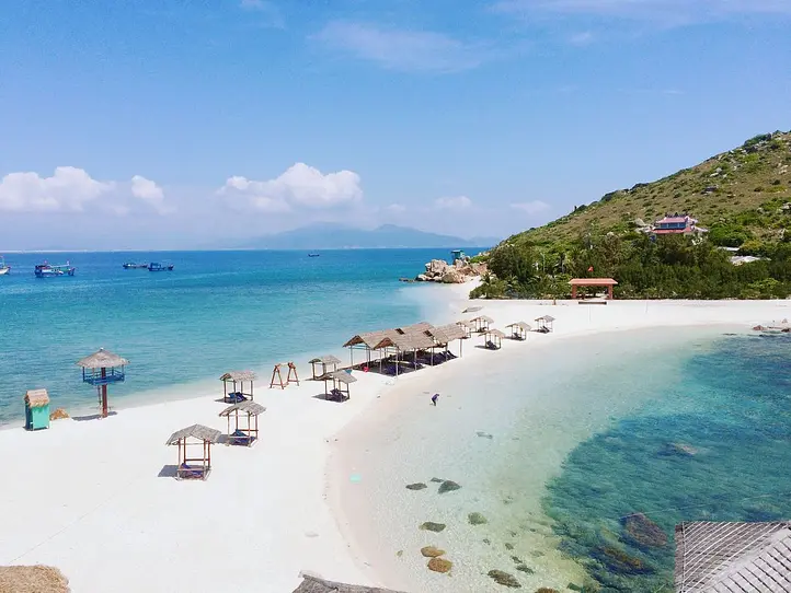 ベトナムの気候と季節別旅行ガイド｜ホーチミンの乾季・雨季の楽しみ方