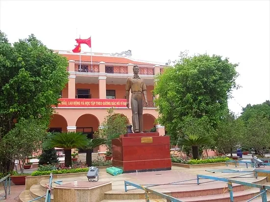 ホーチミン博物館