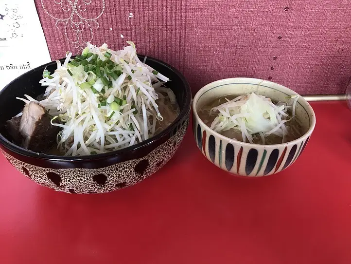 ホーチミンで二郎系ラーメンが食べれる！？〜RAMEN ENO