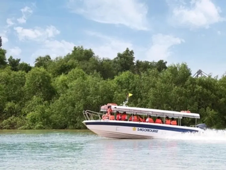 サイゴン・ブルー・トラベル