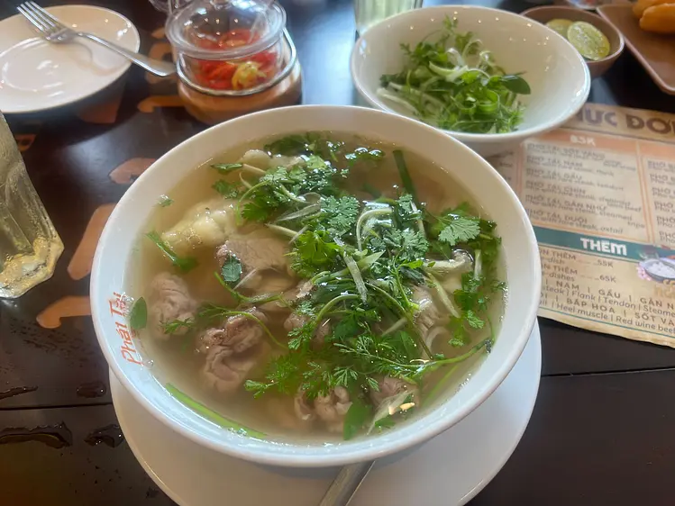 フォー・ファット・タイ