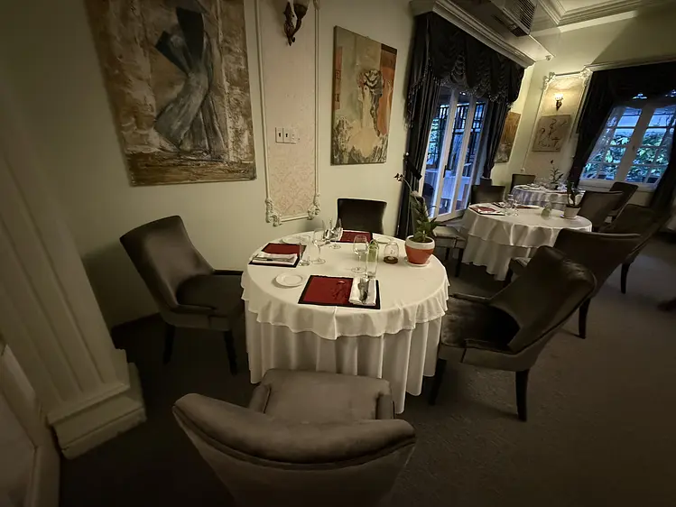 トロアグルマン