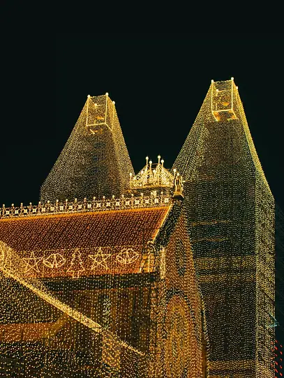 ホーチミンのクリスマス完全ガイド｜イルミネーション・教会・写真映えスポット・モデルコース