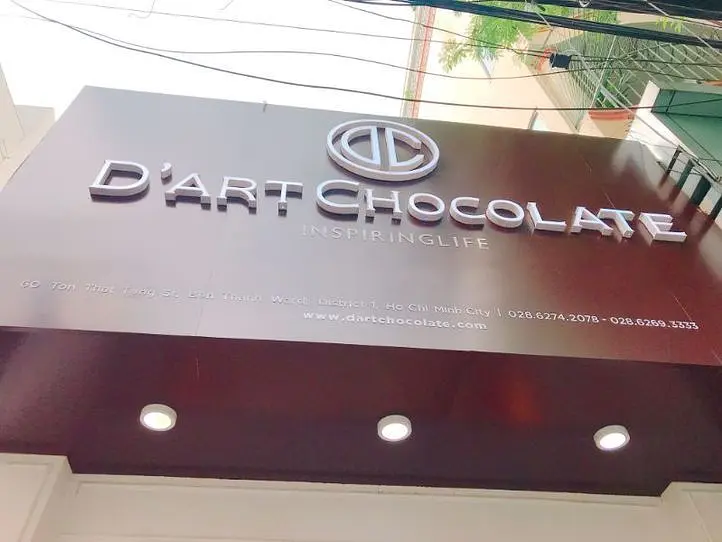 ベトナム産チョコレートの専門店〜D