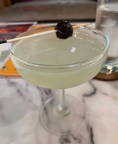 コヘイス・バー – カクテルズ＆タパス