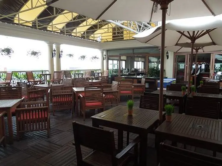 ブリーズ・スカイ・バー