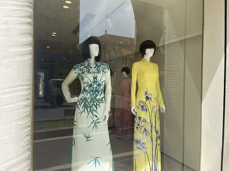 ホーチミンで伝統衣装を着よう！~アオザイ・ リエン ・フォン