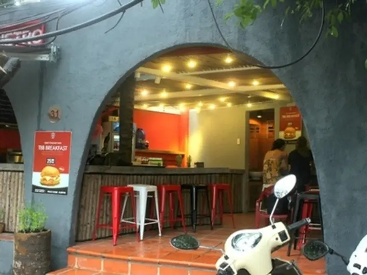 バーガー・ビストロ