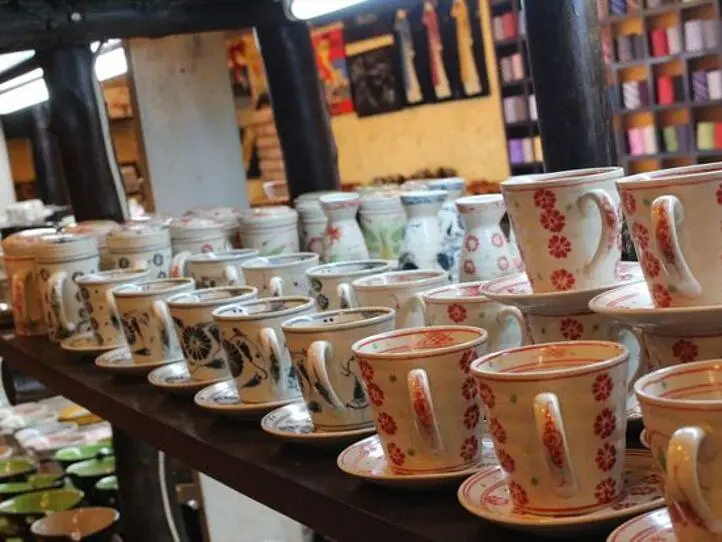 贈る相手も自分も喜べるベトナムのおみやげ