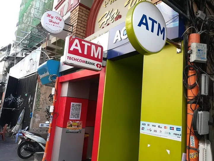 ベトナムのATMでのお金の引き出し方法（TECHCOM BANK）