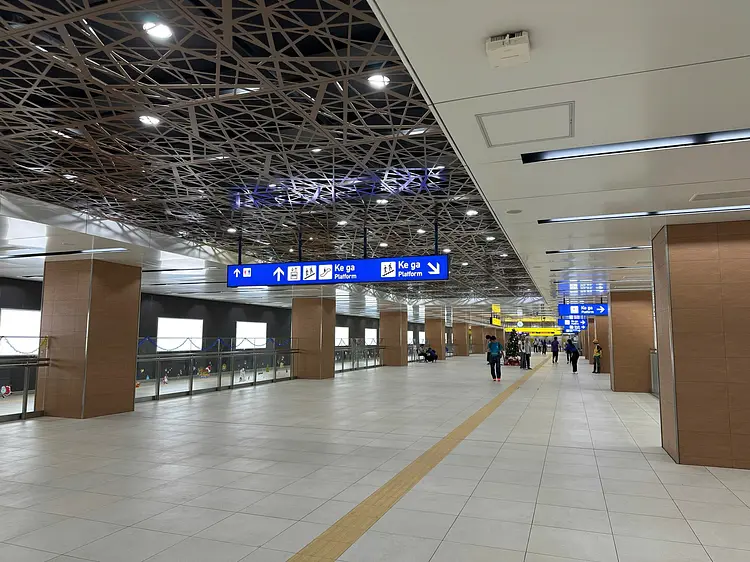 オペラハウス駅／ホーチミンメトロ