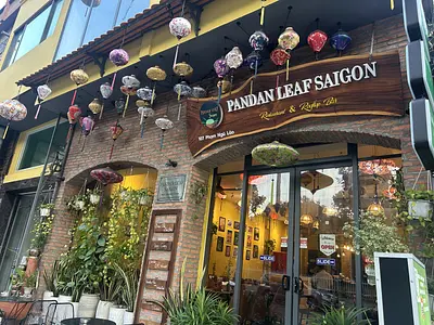 パンダンリーフ・サイゴン・レストラン＆ルーフトップバー