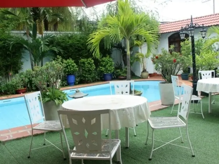 トロアグルマン