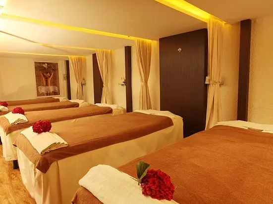 アルマーニ・スパ