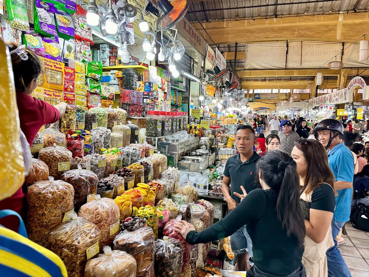 となりのサイゴン｜市場の値段は誰が決める？外国人価格と値段交渉の考え方