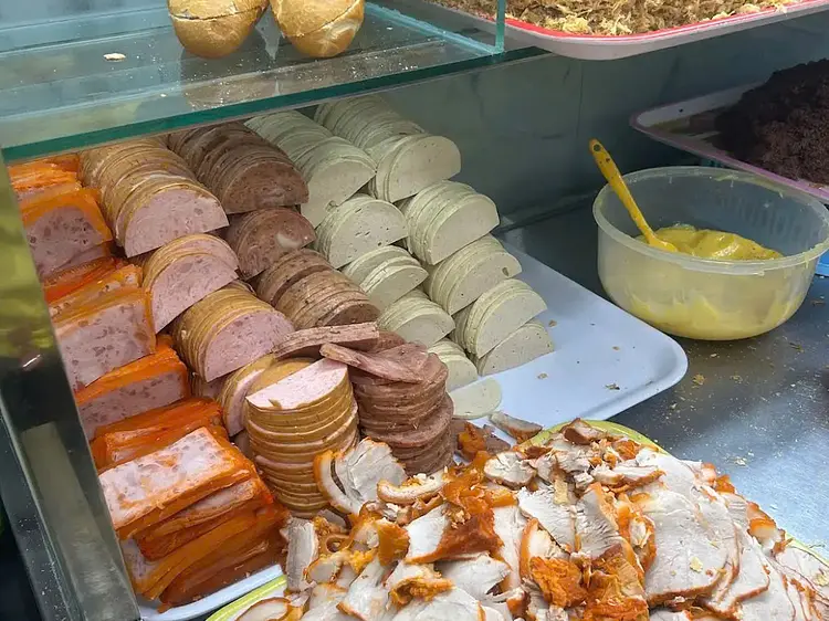 バインミー マダムウィン (バインミーバーフイン)