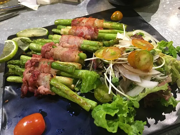 ホーチミンでがっつりお肉が食べたくなったら、THE GANGSへ