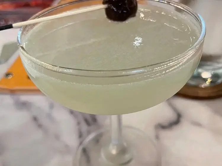 コヘイス・バー – カクテルズ＆タパス