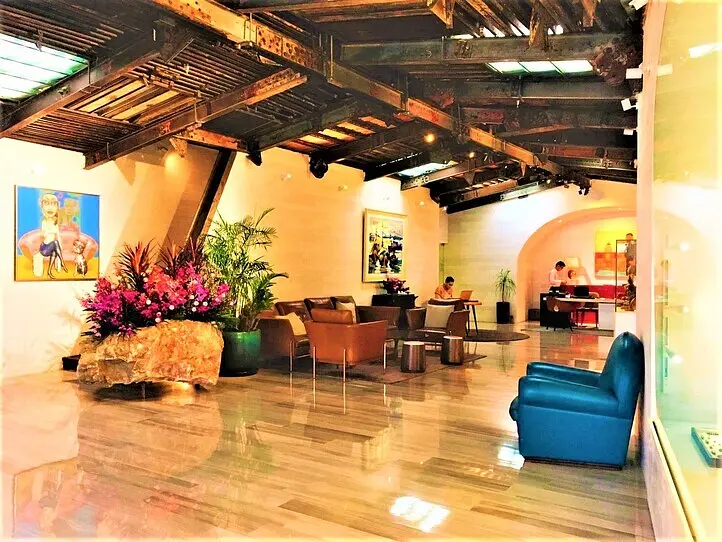 ホーチミンの5ツ星ホテルの穴場カフェ２店