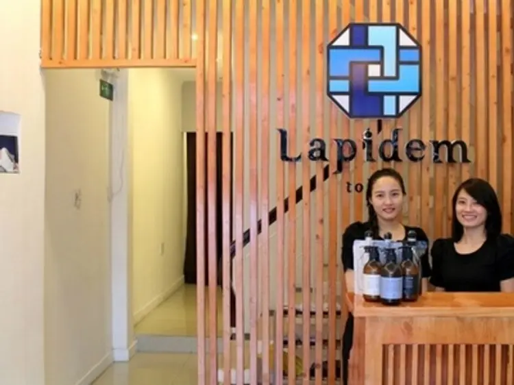 ホワイトプラス