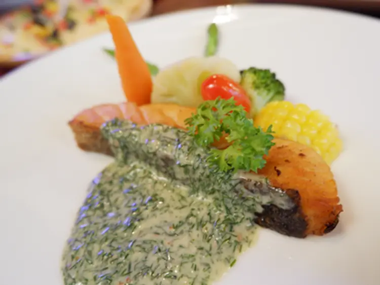 アールスクエア