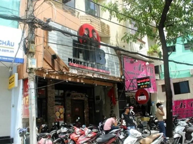 モンキー・イン・ブラック